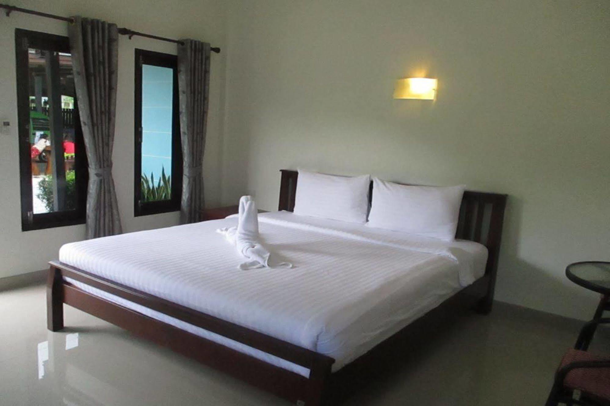 Arcadian Resort Ao Nang Exterior photo